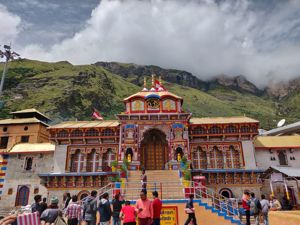 Delhi To Chardham Yatra Taxi