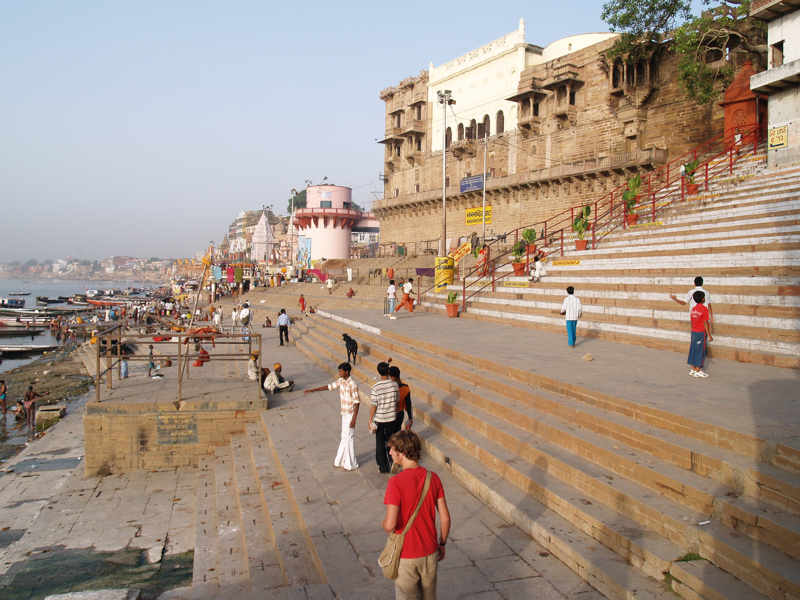 Delhi To Varanasi Agra Taxi