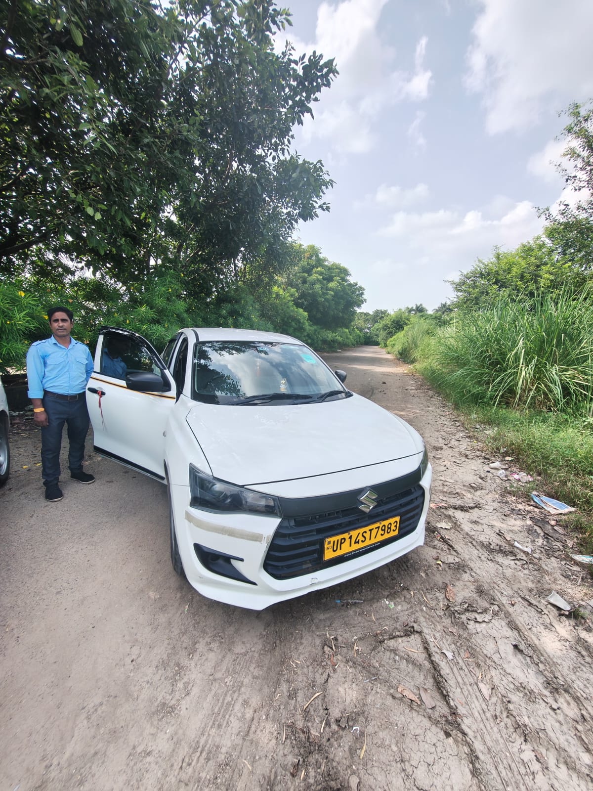 Akash Tour and Travels gallery photo